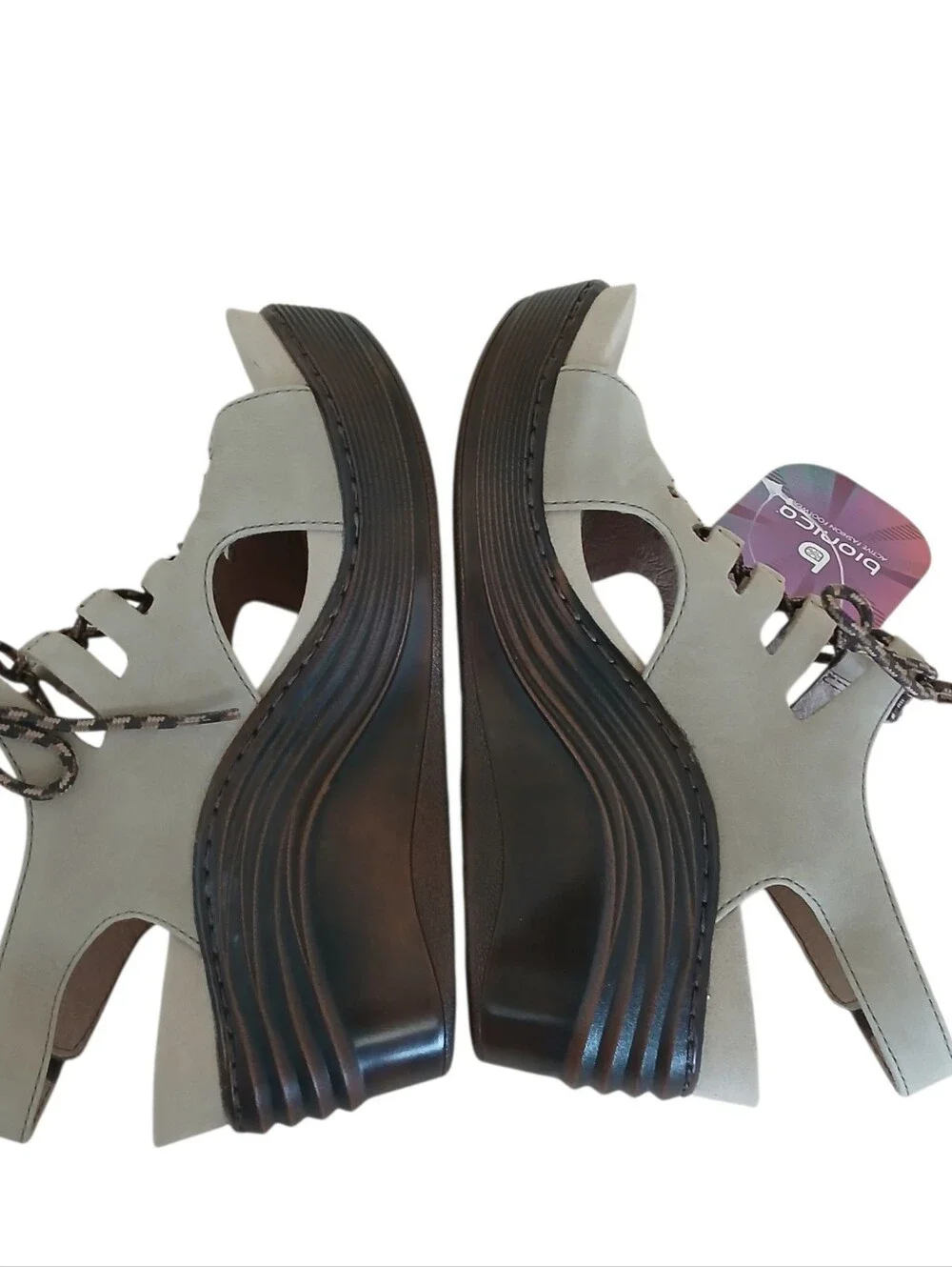 NEW BIONICA Sirus Leather Lace Up Wedge Sandals Women's 7.5 Beige Comfort Chunky